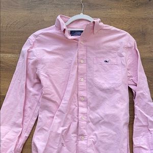Vineyard Vines men’s pink button-down